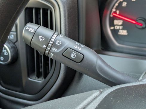 Used 2025 Chevrolet Silverado 1500 W/T RWD image 16