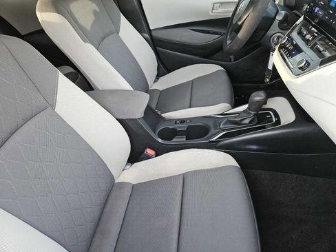Used 2023 Toyota Corolla LE image 14