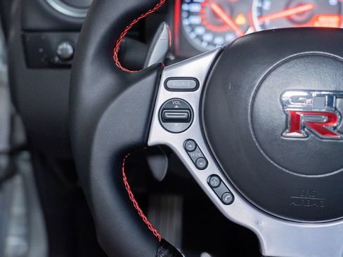 Used 2009 Nissan GT-R Premium AWD/4WD image 41