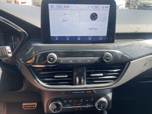 Used 2024 Ford Escape ST-Line image 12