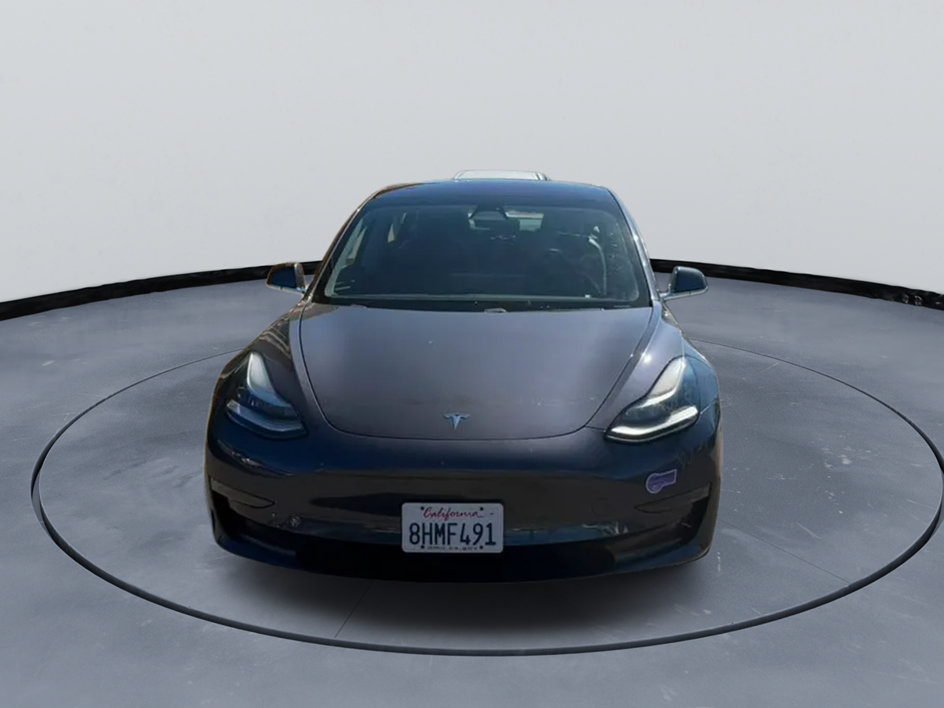 Used 2018 Tesla Model 3 Mid Range RWD image 2