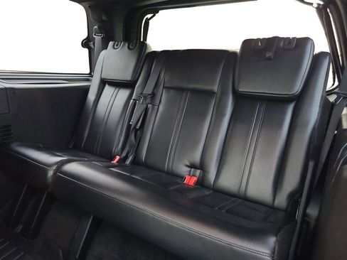 Used 2016 Lincoln Navigator Select image 20