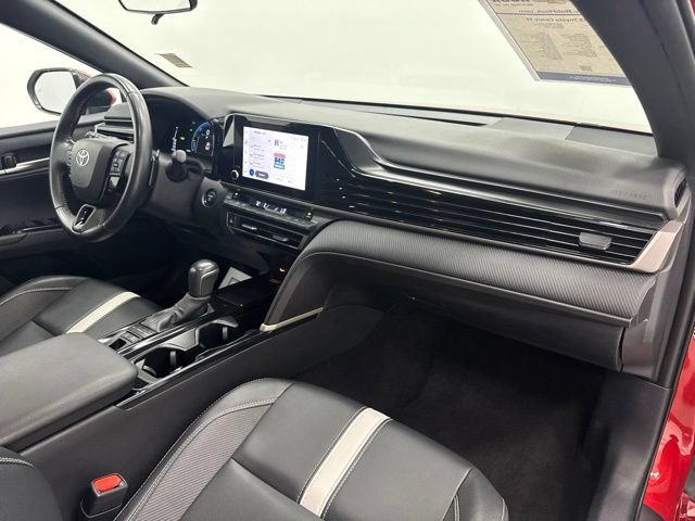 Used 2025 Toyota Camry SE FWD image 26