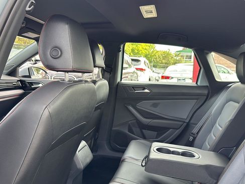 Used 2025 Volkswagen Jetta GLI Autobahn FWD image 27