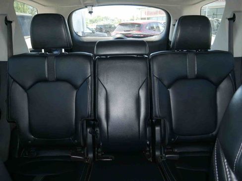 Used 2025 Honda Pilot Touring image 35