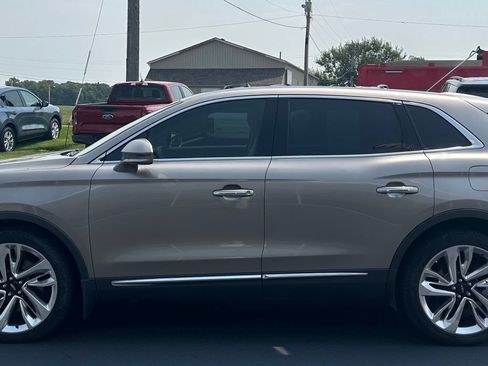 Used 2018 Lincoln MKX Reserve w/ Lincoln MKX Climate Package AWD/4WD image 4