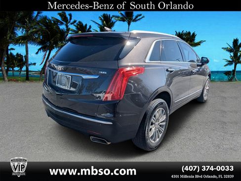 Used 2017 Cadillac XT5 Luxury w/ Advanced Security Package image 19