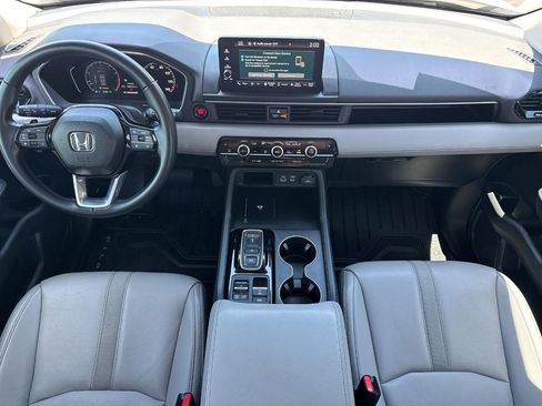 Certified 2025 Honda Pilot EX-L image 13