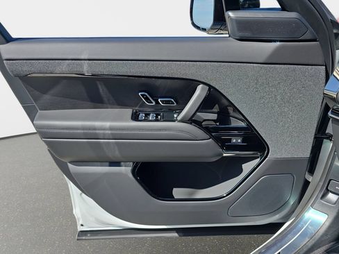 New 2026 Land Rover Range Rover Sport Dynamic SE AWD/4WD image 28