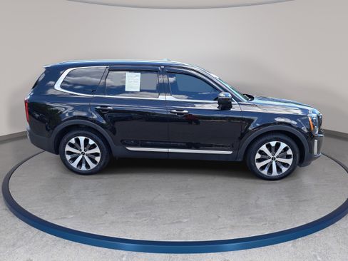 Used 2022 Kia Telluride S AWD/4WD image 4