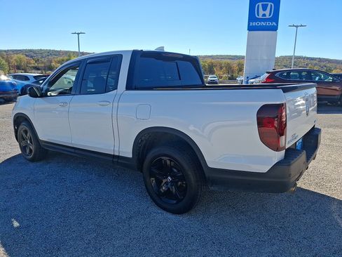 Certified 2023 Honda Ridgeline Black Edition image 4