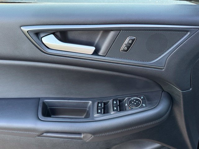 Used 2024 Ford Edge SE w/ Black Appearance Package AWD/4WD image 15