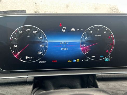 Used 2024 Mercedes-Benz GLE 450 4MATIC image 14