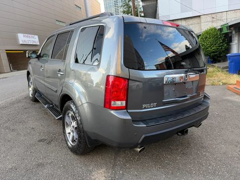 Used 2011 Honda Pilot Touring image 10