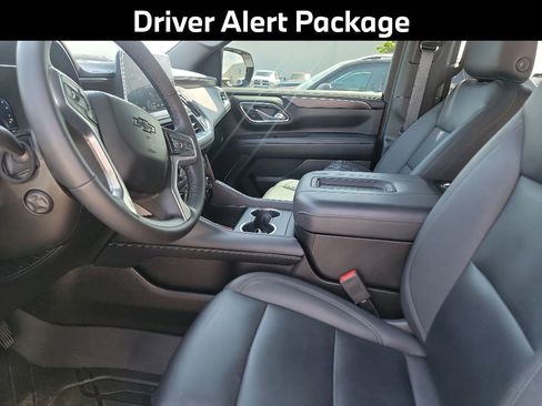 Used 2023 Chevrolet Tahoe Z71 w/ Z71 Off-Road Package AWD/4WD image 8
