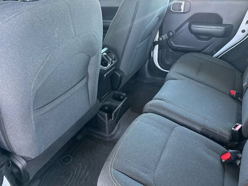 Used 2024 Jeep Wrangler Unlimited Sport AWD/4WD image 12