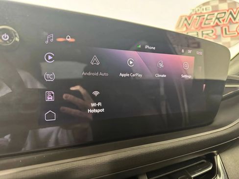 Used 2025 Buick Envista Preferred image 20