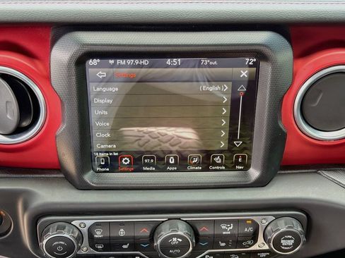 Used 2018 Jeep Wrangler Rubicon AWD/4WD image 28