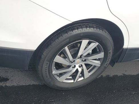 Certified 2024 Chevrolet Equinox LT w/ LPO, Floor Liner Package image 5