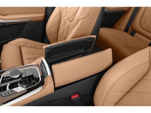 Used 2024 BMW X5 xDrive40i w/ M Sport Package AWD/4WD image 17