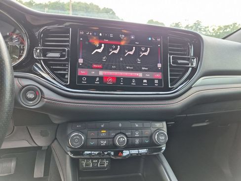 Used 2025 Dodge Durango GT RWD image 22