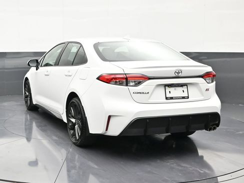 Used 2025 Toyota Corolla SE FWD image 8