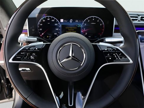 New 2026 Mercedes-Benz S 580 4MATIC Sedan image 38