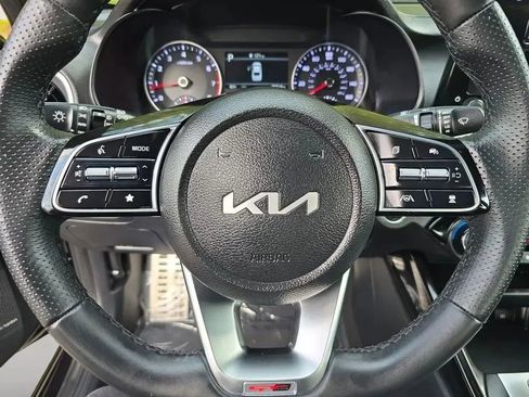 Used 2022 Kia Forte GT-Line w/ GT-Line Premium Package image 12