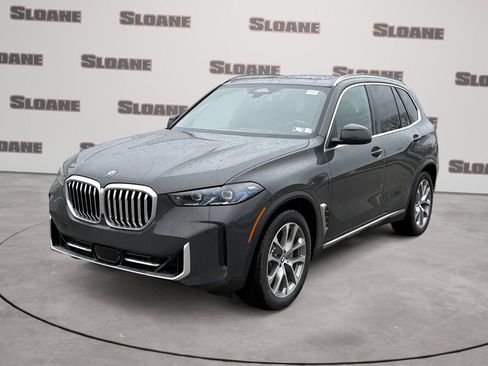 New 2026 BMW X5 xDrive50e w/ Climate Comfort Package AWD/4WD image 1