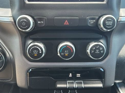 Used 2020 RAM 1500 Big Horn RWD image 28