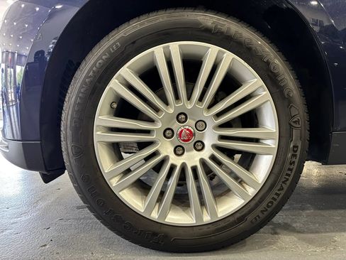 Used 2018 Jaguar F-PACE Premium AWD/4WD image 47