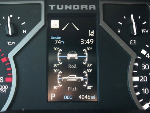 Used 2025 Toyota Tundra SR5 w/ SR5 Premium Package AWD/4WD image 23