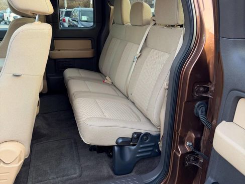 Used 2011 Ford F150 XLT w/ XLT Chrome Pkg image 12