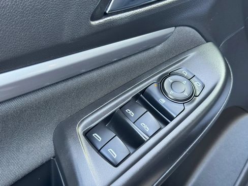 Used 2023 Chevrolet Bolt EUV LT w/ Redline Edition FWD image 12