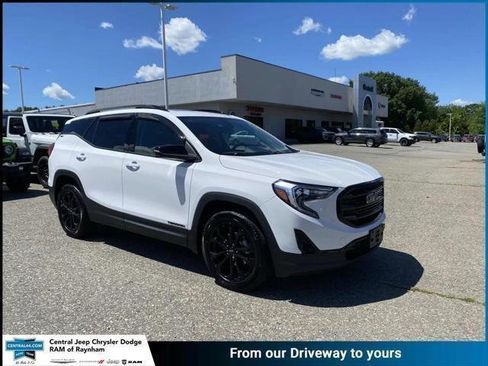 Used 2021 GMC Terrain SLT w/ Infotainment Package II AWD/4WD image 1