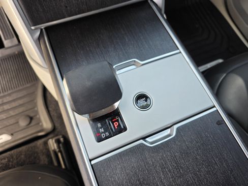 Certified 2024 Land Rover Range Rover SE AWD/4WD image 22