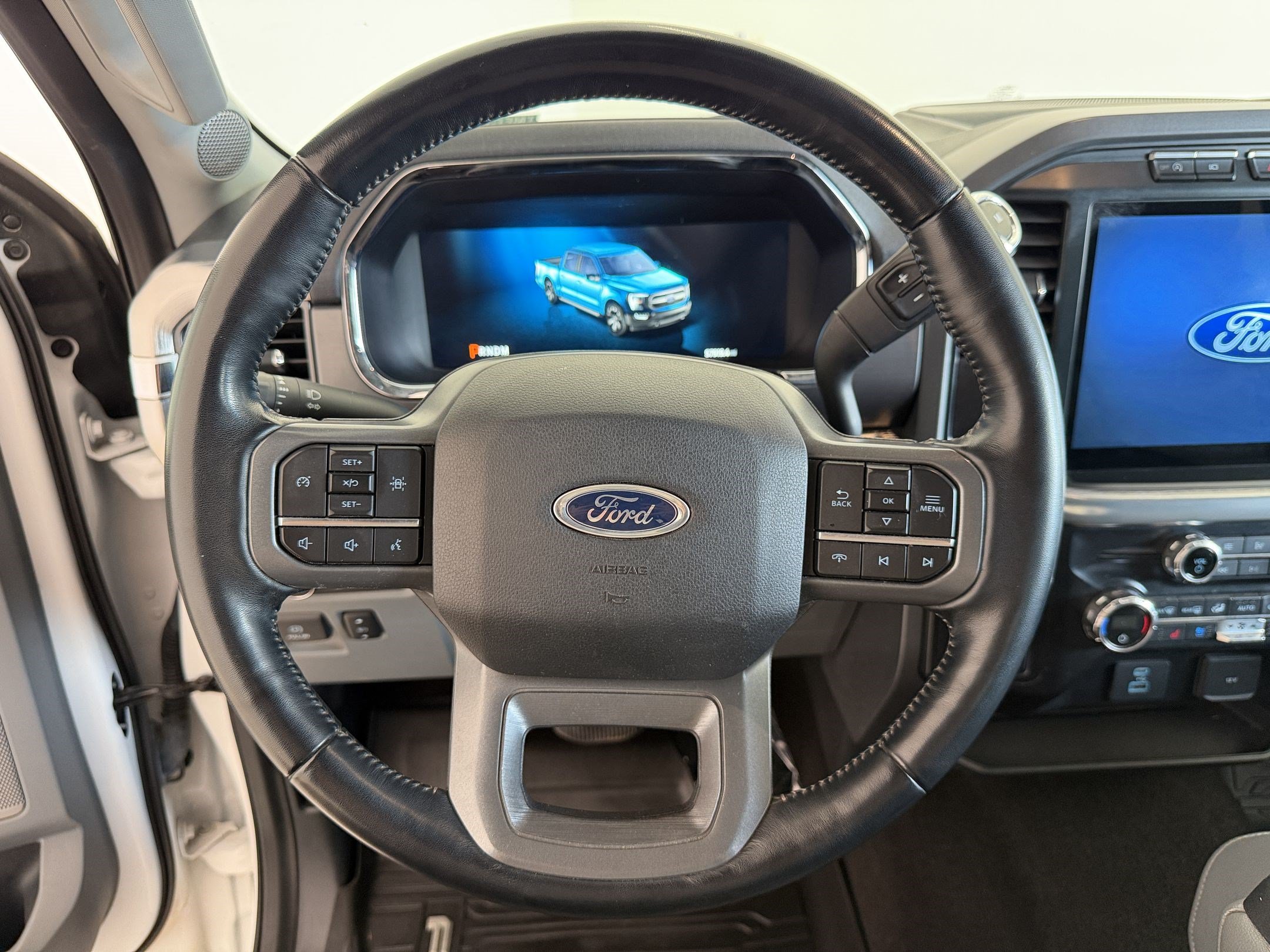 Used 2021 Ford F150 Lariat w/ Equipment Group 501A Mid AWD/4WD image 11