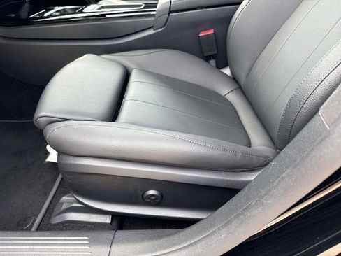 Used 2025 Mercedes-Benz CLA 250 4MATIC image 17