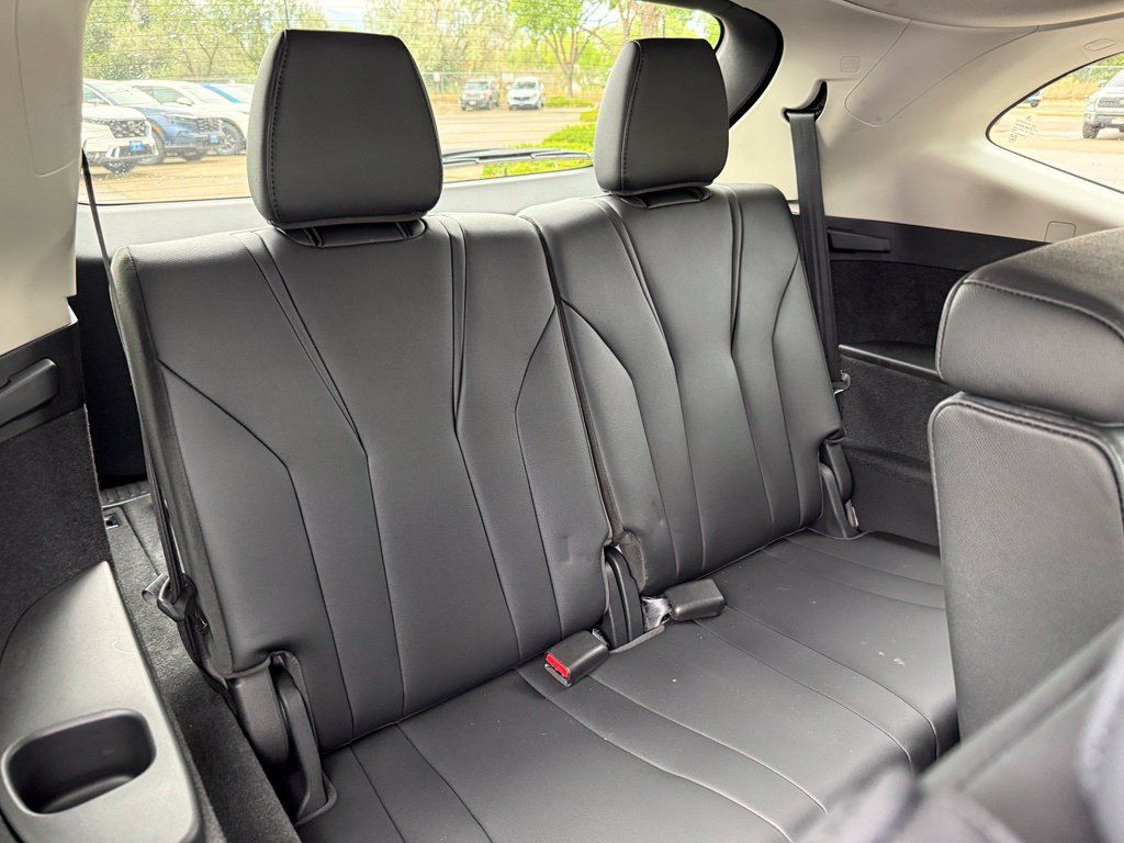 Certified 2026 Acura MDX SH-AWD image 16