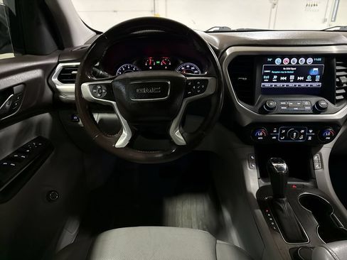Used 2017 GMC Acadia SLT FWD image 11