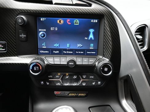 Used 2015 Chevrolet Corvette Z06 w/ 3LZ Preferred Equipment Group image 16