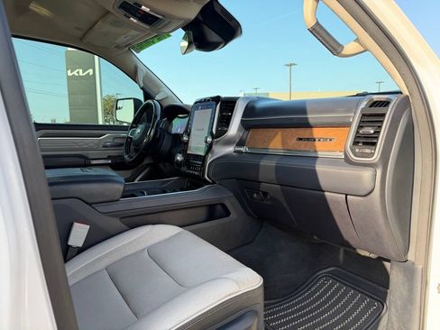 Used 2022 RAM 1500 Limited AWD/4WD image 35