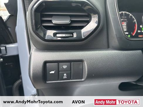 Used 2023 Honda Pilot TrailSport image 13