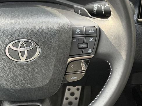 Certified 2025 Toyota Camry SE image 14