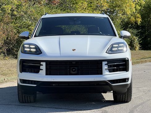 New 2026 Porsche Cayenne S image 7
