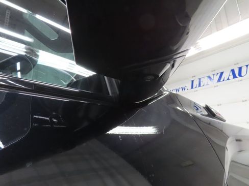 Used 2025 Toyota Tundra Limited AWD/4WD image 53