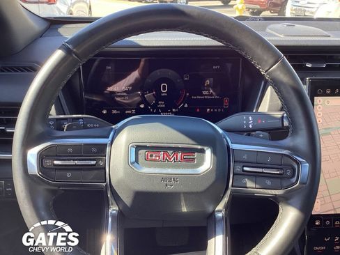 Used 2025 GMC Terrain Elevation AWD/4WD image 23