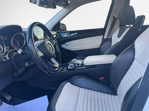 Used 2018 Mercedes-Benz GLE 43 AMG 4MATIC image 12