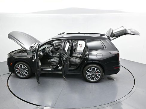 Certified 2024 Cadillac XT6 Sport AWD/4WD image 49