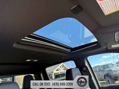 Used 2023 Chevrolet Silverado 3500 High Country image 15